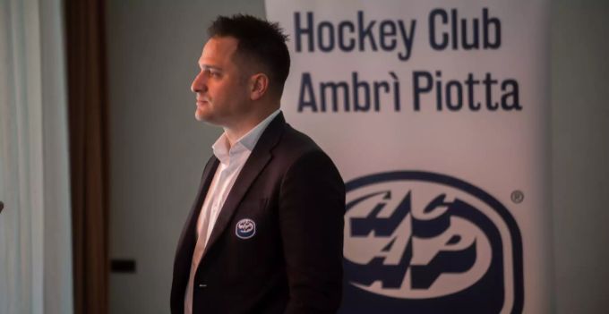 Ambri-Sportchef Paolo Duca. Paolo Duca National League