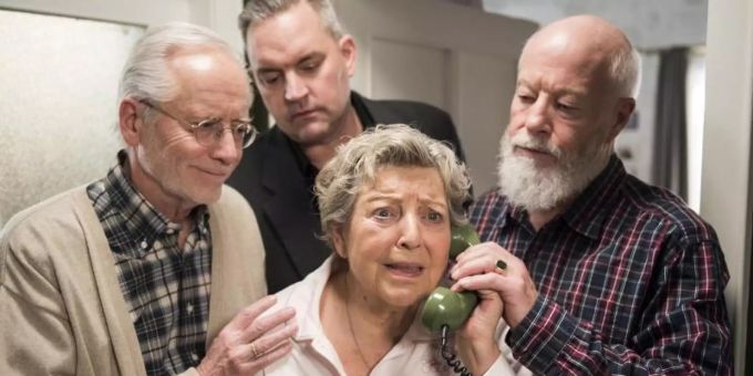 Für die Dreharbeiten in Köln kehrten einige der alten «Lindenstrassen»-Schauspieler an ihre alte Wirkungsstätte zurück. Foto: Steven Mahner/WDR/ARD/dpa Für die Dreharbeiten in Köln kehrten einige der alten «Lindenstrassen»-Schauspieler an ihre alte Wirkungsstätte zurück. Foto: Steven Mahner/WDR/ARD/dpa