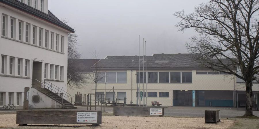 Das Schulhaus in Oberkulm.