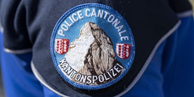 Die Polizei rät unter anderem, keine Angaben zu machen und sich die Zahlungsaufforderung von dem oder der Vorgesetzten bestätigen zu lassen.