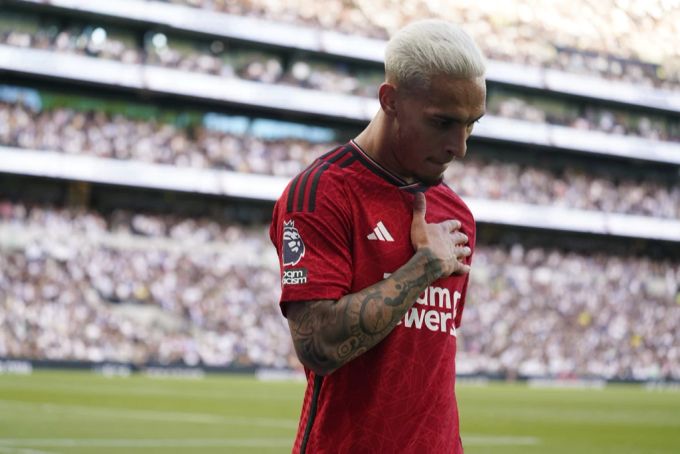 Gegen Antony von Manchester United werden Vorwürfe laut. Manchester United
