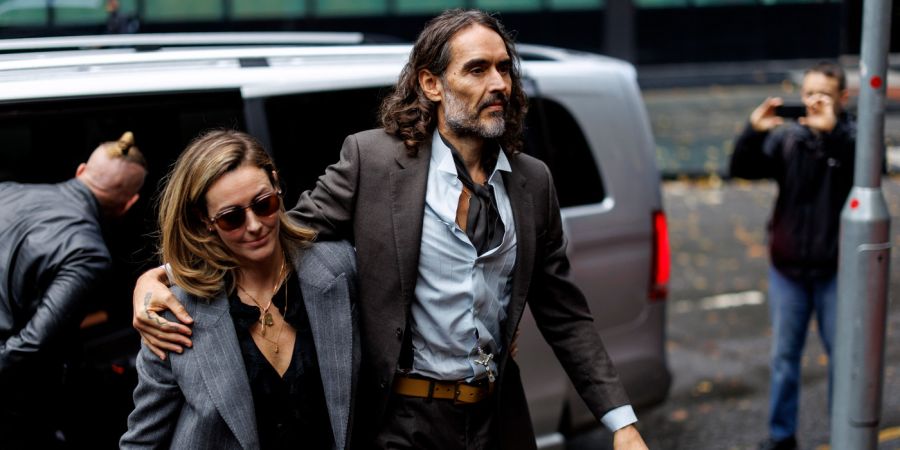 Laura Brand Russell Brand
