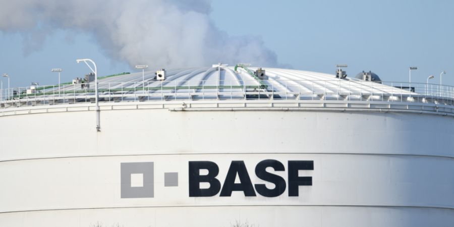Der deutsche Chemiekonzern BASF kann vom Iran-Krieg profitieren und hebt erneut die Prognosen an. (Archivbild)