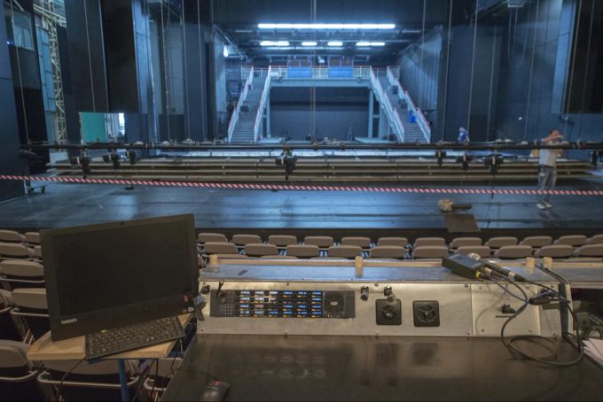 Die Vertragsverhandlungen am Theater Basel gehen vor das Zivilgericht. (Archivbild) theater basel technik