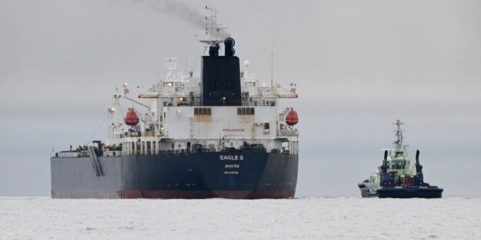 Schattenflotte - Ukraine sanktioniert russische Kapitäne