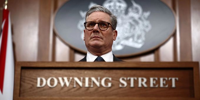 Der britische Premierminister Keir Starmer kündigte hartes Durchgreifen bei möglichem Behördenversagen an. (Foto aktuell) Starmer