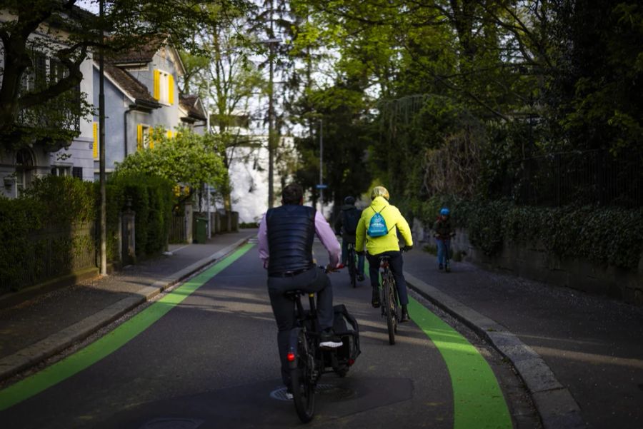 In Wollishofen wehren sich mehrere Einwohner mit einer Einsprache. (Bild von der Mühlebachstrasse)