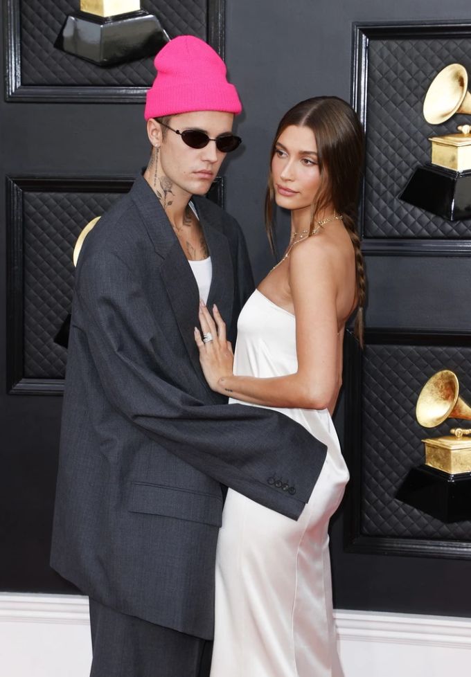 Nach dem kurzfristigen Entfolgen seiner Gattin auf Instagram machten sich Spekulationen um ein Liebes-Aus breit. Justin Bieber