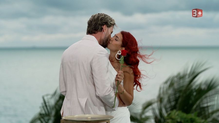 Und Danilo glaubt ihr. Der 31-Jährige schenkt Cati die letzte Rose.