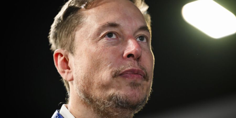 Tesla-Chef Elon Musk musste jahrelang um über 300 Millionen Tesla-Aktien bangen. Jetzt entschied ein Gericht zugunsten des Tech-Milliardärs. (Archivbild)