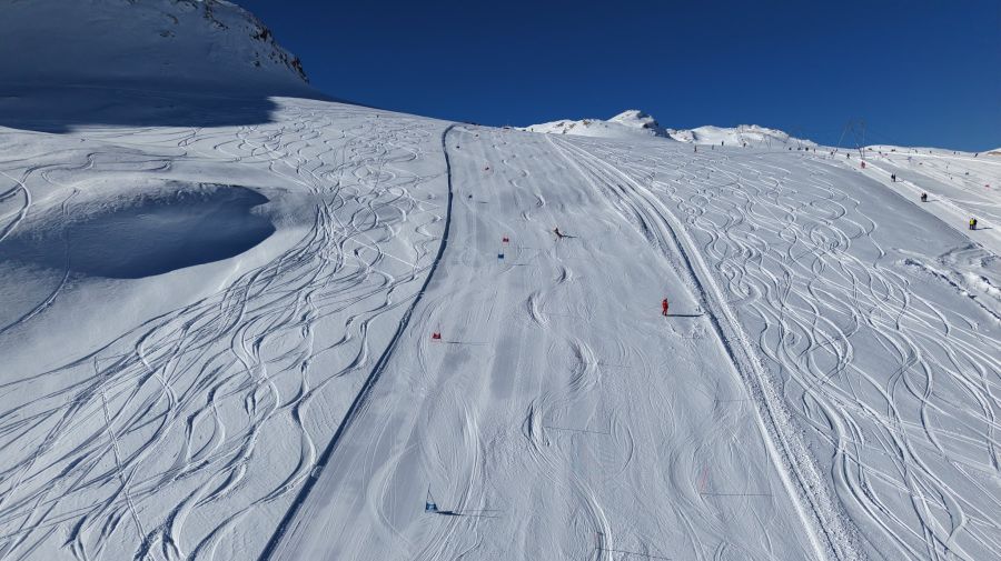 Die ersten Kurven wurden bereits gefahren.