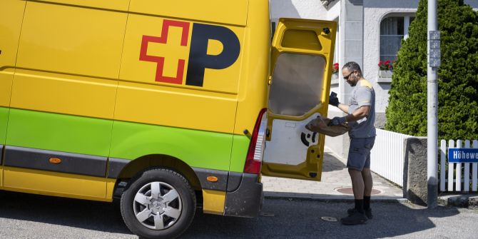Postbote