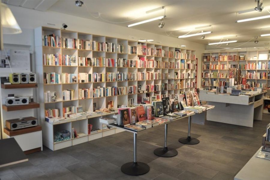Auch die Buchhandlung Weyermann ist hässig über die strengen Regeln.