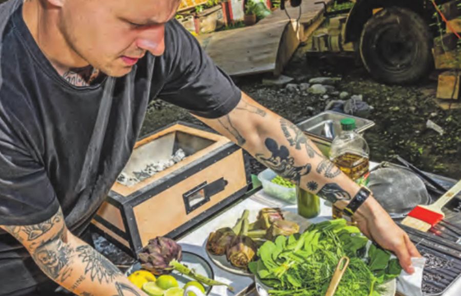 Dank des «Grill Atlantique» soll schon bald französisches Küstengefühl durch Bern, Biel und Hagneck wehen. Im Bild: Joshua Hopf.
