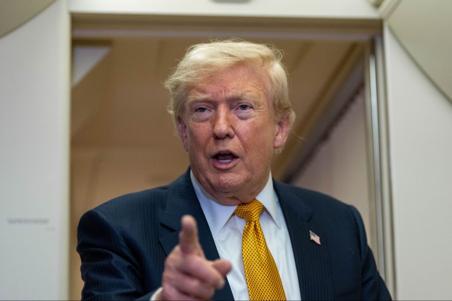 Donald Trump lobt die Kette und macht so Werbung für sie.