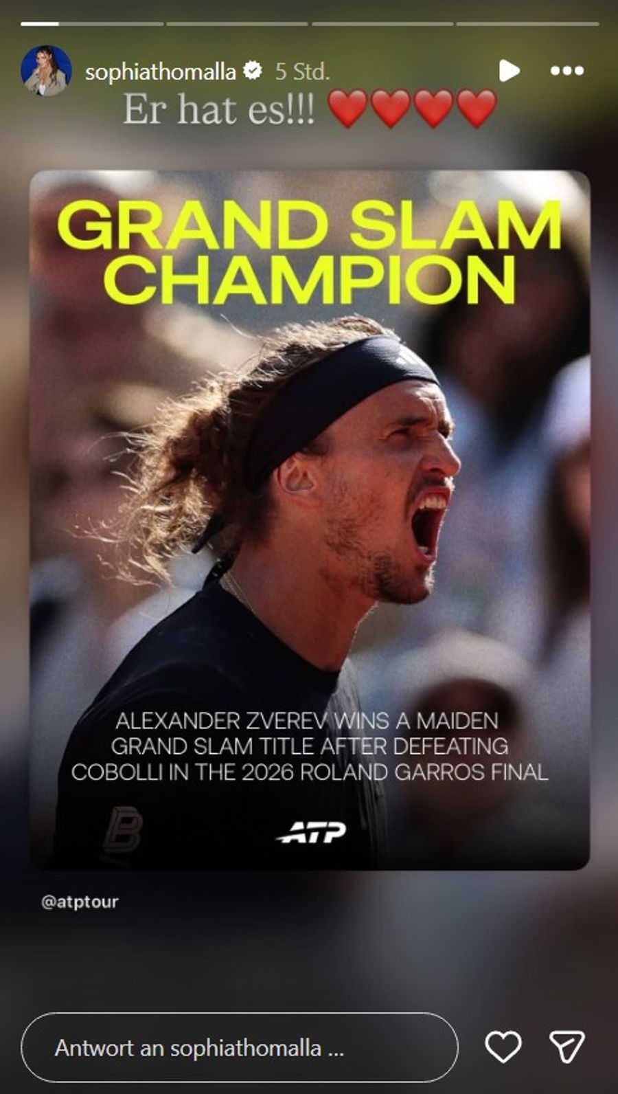 «Er hat es!!!»: Mit diesen Worten und vier roten Herzen kommentierte Sophia Thomalla die ATP-Grafik zu Zverevs erstem Grand-Slam-Titel.