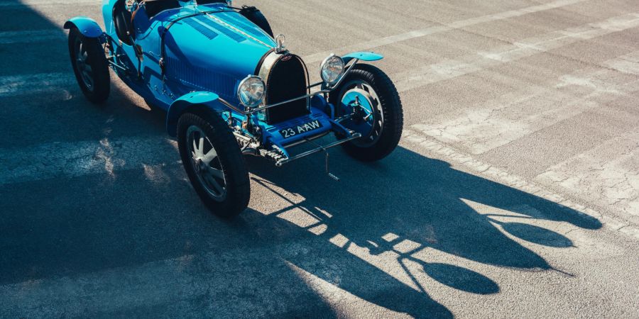 Bugatti Type 35, blau, Oldtimer, Rennwagen, Foto 2