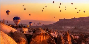 Kappadokien Türkei Heissluftballons Sonnenuntergang