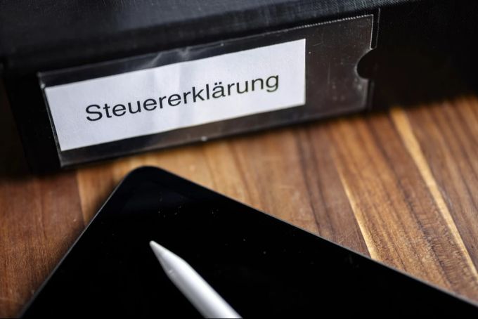 Steuern
