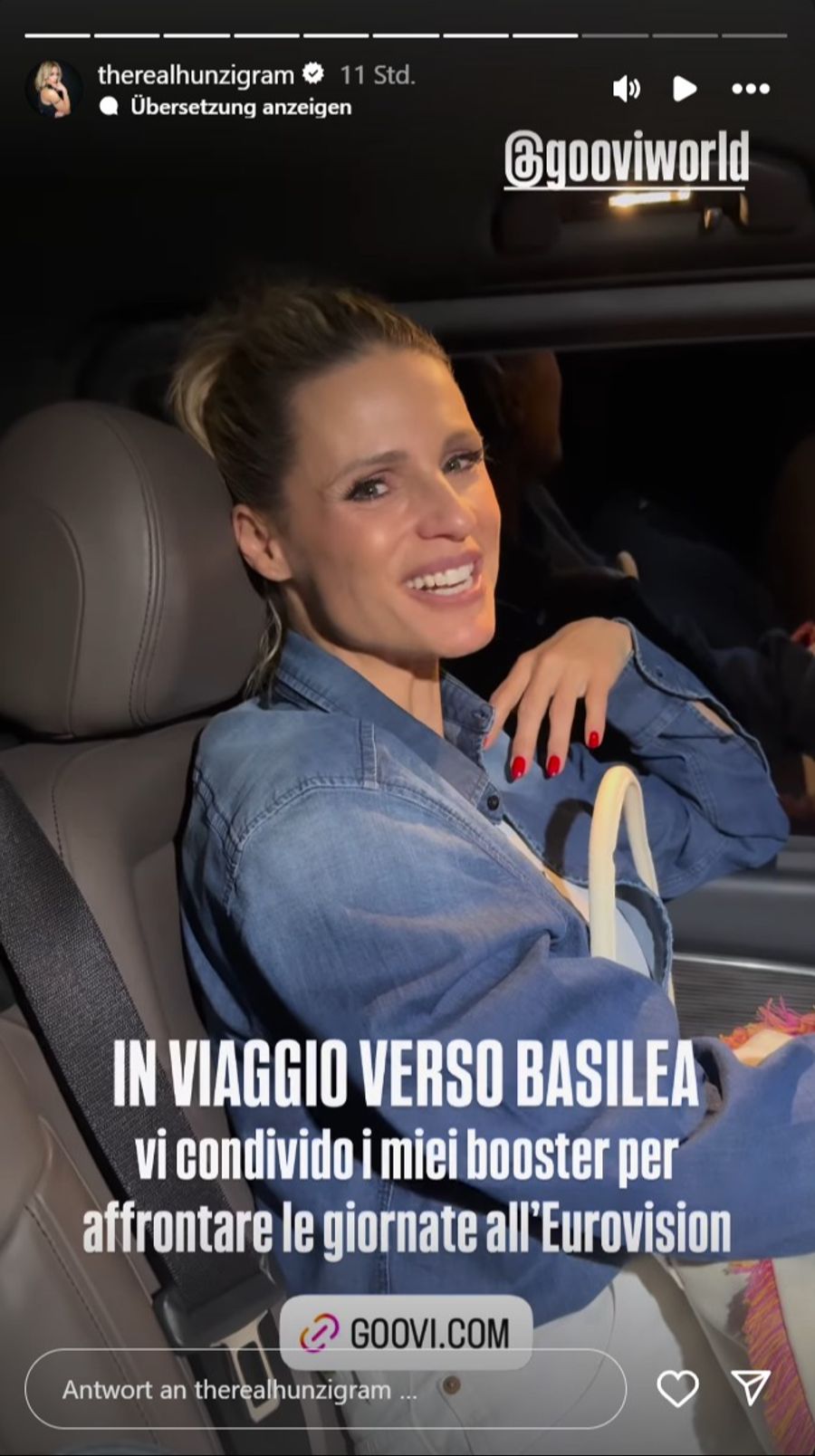 Michelle Hunziker während der Autofahrt von Italien nach Basel zum ESC.