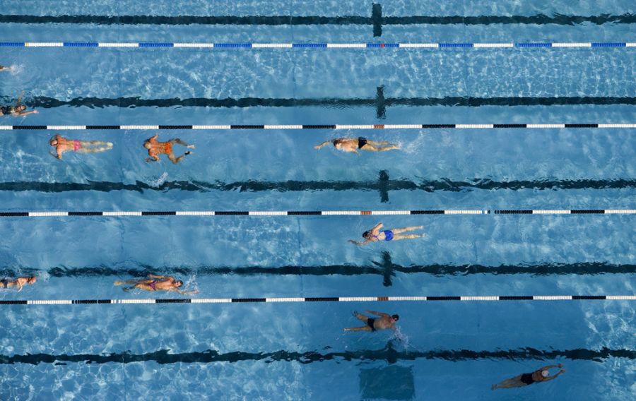 Besonders im Schwimmbereich fühlen sich einige Besuchende nicht wohl.