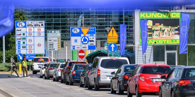 Poelen Stau Grenzkontrollen