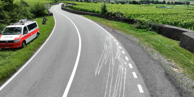 Motorradfahrer bei Sturz verletzt. Maienfeld GR