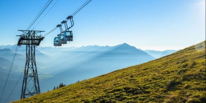 Das Niederhorn ist ab heute täglich geöffnet. Das Feriengebiet gehört zum Magic Pass. Magic Pass