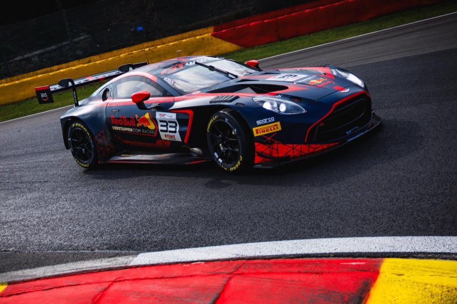 Max Verstappen Aston Martin