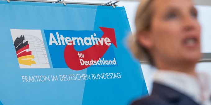 Die AfD-Fraktion im Bundestag wird um einen Abgeordneten kleiner. AfD
