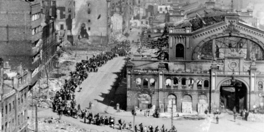 Für Polen ist die Zerstörung ihrer Hauptstadt 1944 noch eine sehr  präsente Erinnerung (Archivfoto).