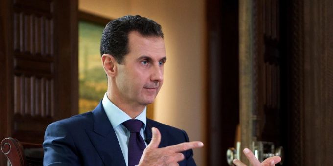 Exklusive Bilder - Rebellen teilen Foto von Assad in Badehose