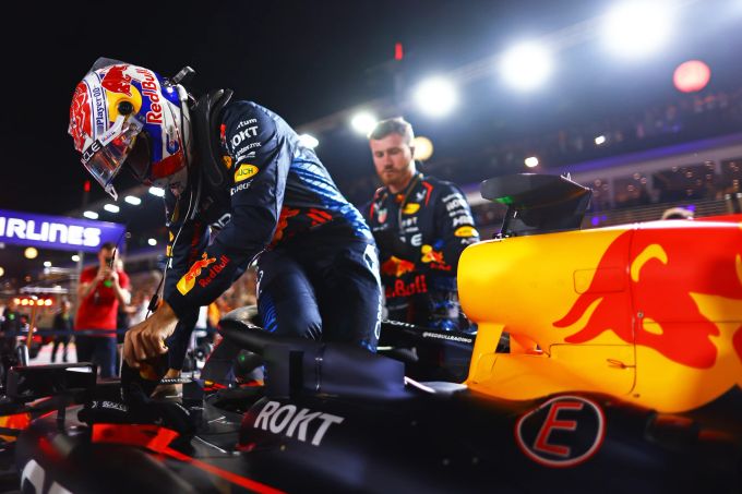 Vertraglich ist Max Verstappen noch bis 2028 an Red Bull gebunden. Zieht er vorher die Reissleine? Max Verstappen Red Bull