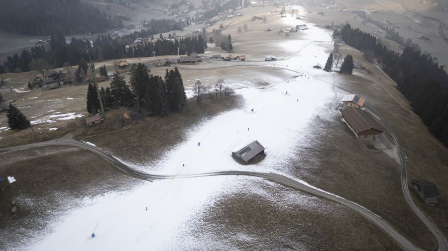 Trotz wenig Schnee kamen viele Schneesportler in die Region.
