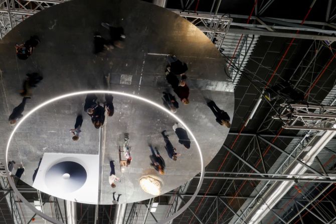 Arco Madrid Skulptur