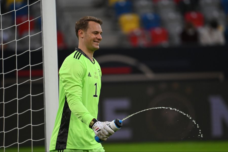 Manuel Neuer ist plötzlich