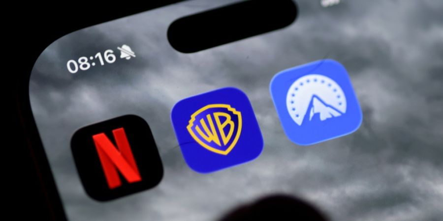 Der Bieterkampf um das Hollywood-Traditionsunternehmen Warner Brothers geht weiter: Paramount hat eine Erhöhung des Kaufgebots in Aussicht gestellt, um den Rivalen Netflix auszustechen...