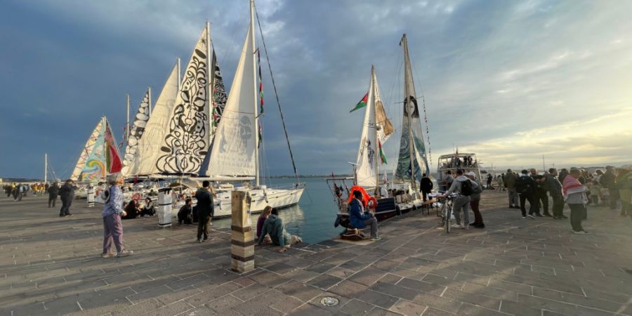 ARCHIV - Die Global Sumud Flottille bereitet sich darauf vor, nach Gaza in See zu stechen. Mehrere Boote sind auf dem Weg von Spanien, um eine erweiterte, vereinte Flotte zu bilden, in ...