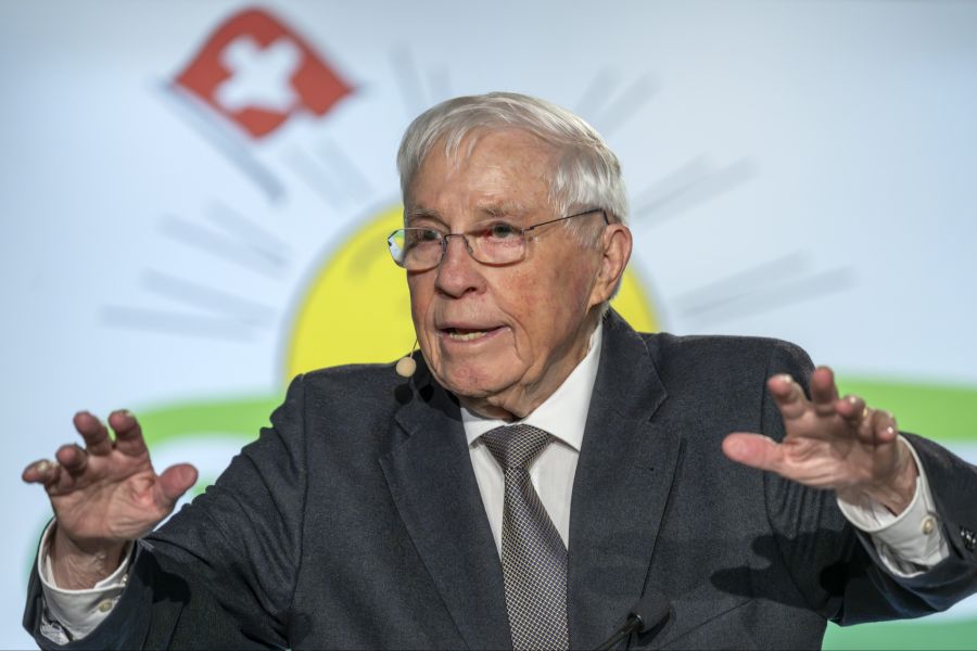 Zu den Vorgängen in den USA hat sich nun auch SVP-Doyen Christoph Blocher zu Wort gemeldet.