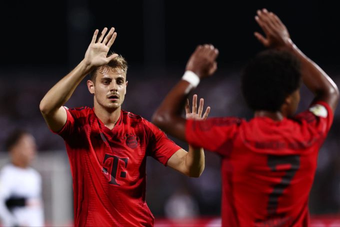 Kehrte innerhalb der Bundesliga von Leverkusen zum FC Bayern zurück: Josip Stanisic. Josip Stanisic Bundesliga