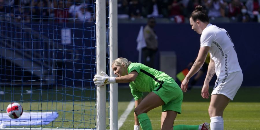 Meikayla Moore erlebt im Spiel gegen die USA einen Albtraum.