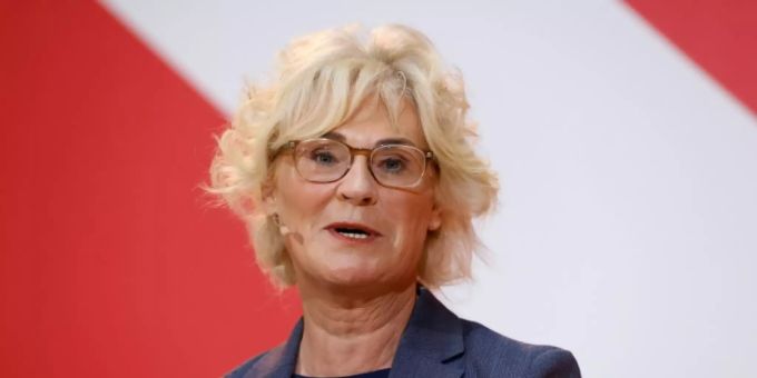Christine Lambrecht (SPD) Christine Lambrecht (SPD)