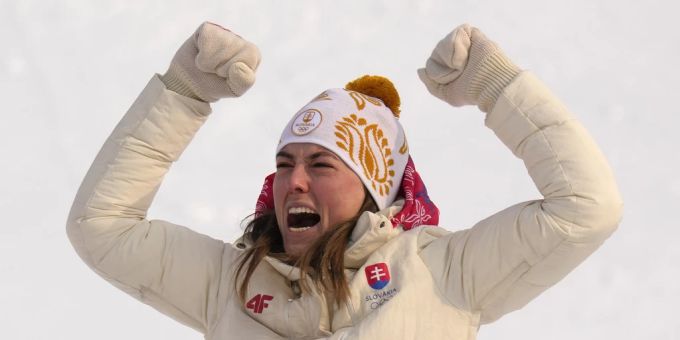 Petra Vlhová jubelt über ihren Slalom-Sieg an Olympia 2022. Petra Vlhová Olympia 2022