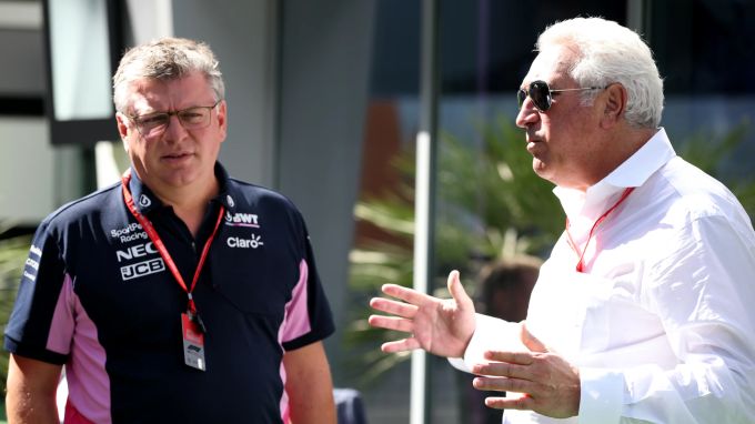 Otmar Szafnauer als Teamchef von Racing Point mit Teambesitzer Lawrence Stroll (Archivbild). Szafnauer Stroll Formel 1