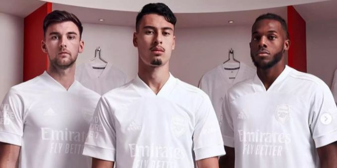 Arsenal in Weiss - «Gunners» setzen Zeichen gegen Jugendkriminalität