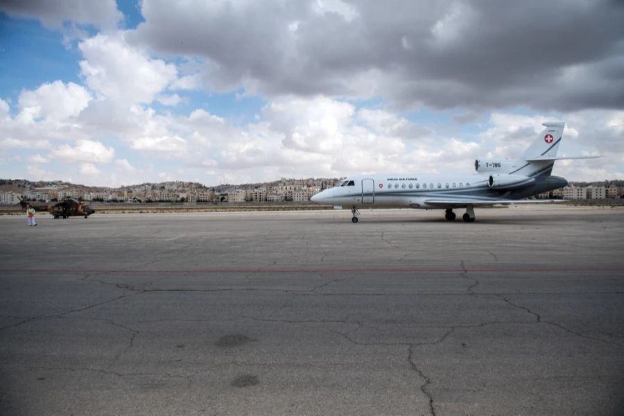 Die Falcon 900EX von Dassault auf dem Flughafen von Amman (Jordanien), wo sie Bundesrat Ignazio Cassis im Mai 2018 erfolgreich absetzte.