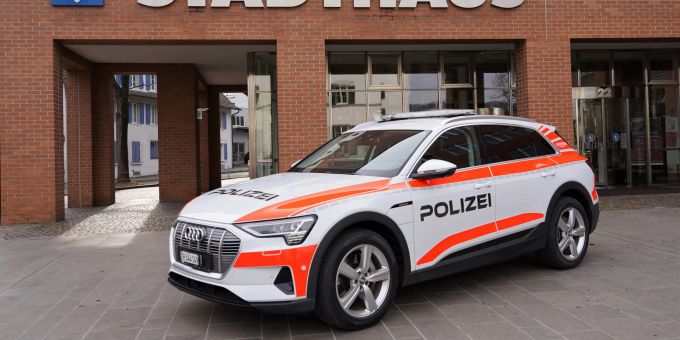 Streifenwagen der Polizei Dietikon Streifenwagen