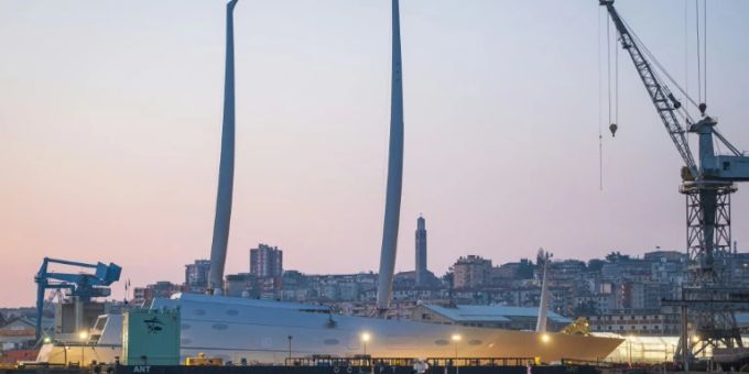 Die Luxusjacht «SY A». Sailing Yacht A