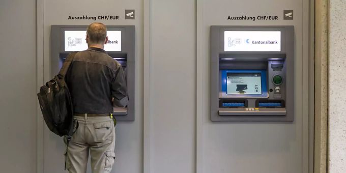 Der Bancomat hat vor allem in der Corona-Krise an Popularität verloren. Bancomat