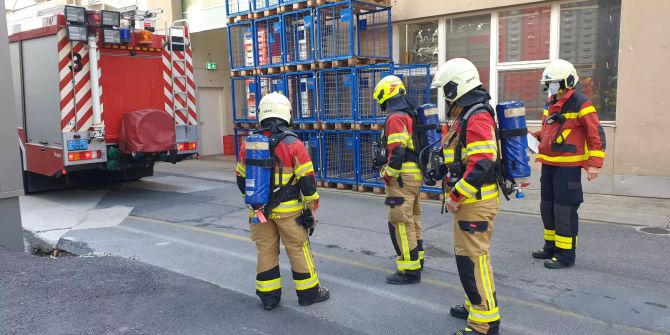 Zwei Feuerwehreinsätze innert einer Stunde